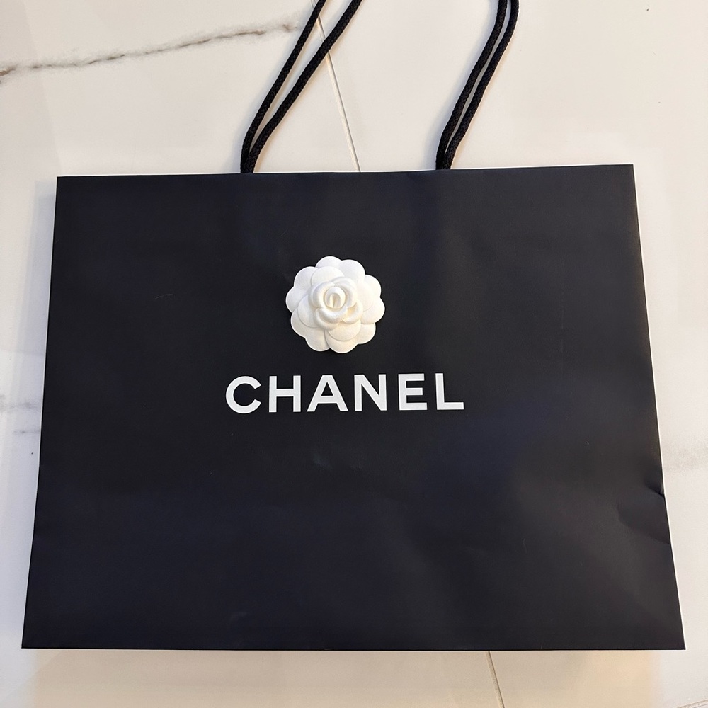 Chanel shopping bag